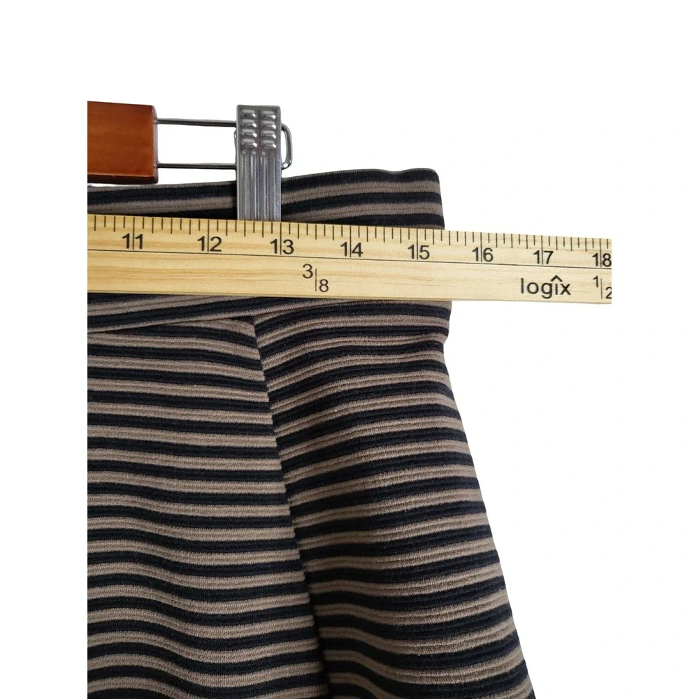 Banana Republic Striped A-Line Mini Skirt Black Tan Knit M Preppy Parisian Chic